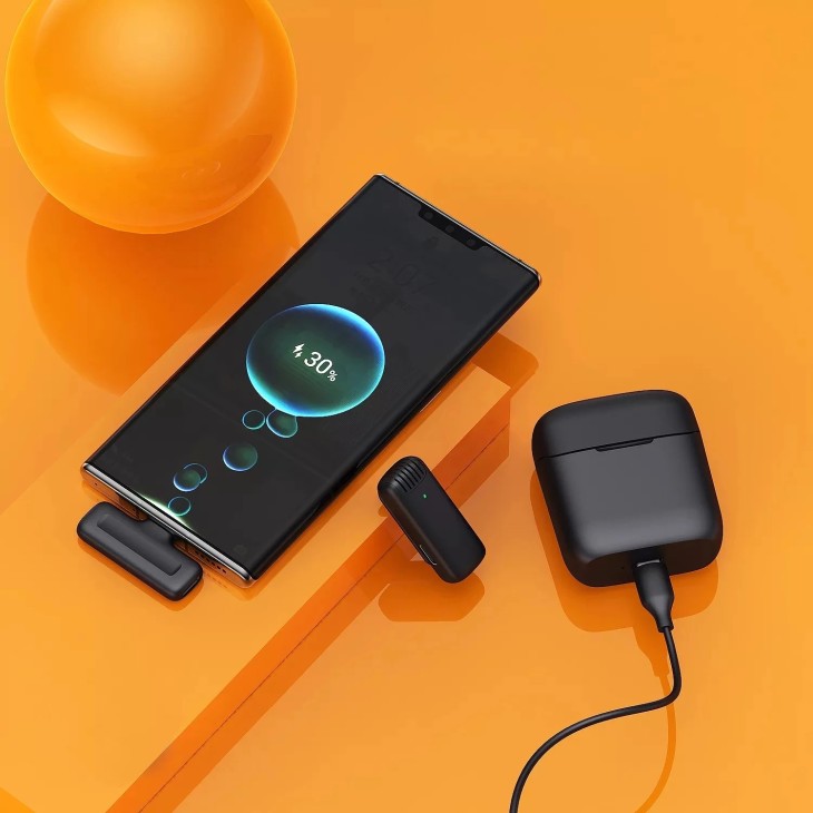 Lavalier mikrofon, Apexel, mindenirányú, vezeték nélküli, töltőtok, USB-C interfész