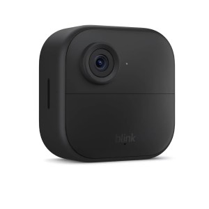 Blink Outdoor 4 vezeték nélküli megfigyelőkamera, 1080p HD felbontás, infravörös éjjellátó, kétirányú kommunikáció, akár 2 év akkumulátor-üzemidő, időjárásálló