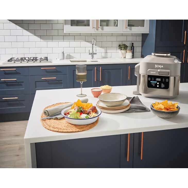 Ninja Speedi ON500EUSTGD multifunkciós főző, 12 program, 5,7L, légkeveréses fritőz, lassú főző, grill, sütés, gyors főzőrendszer, 1760W, kőarany, szállítási idő 7-8 nap