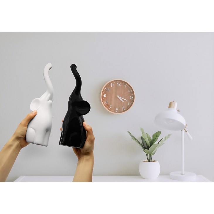 2 db-os dekoratív elefántfigura szett, FeinKnick, fekete-fehér kerámia, harmonikus modern dizájn, 26 cm magas, nappaliba, irodába, beköltözési ajándéknak